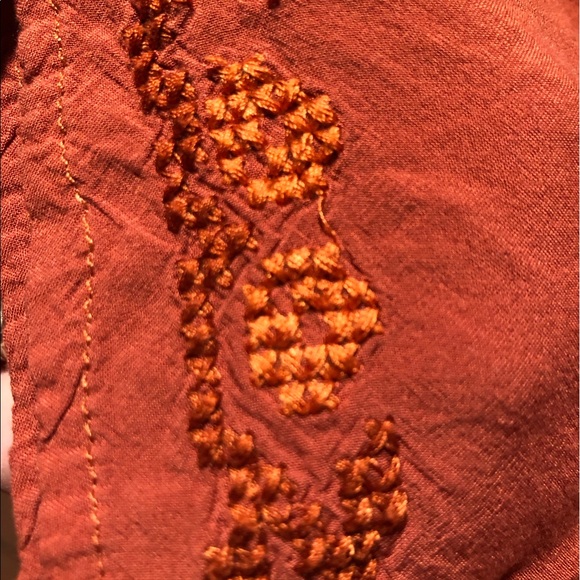 Monoreno Rust Tunic - Picture 4 of 4